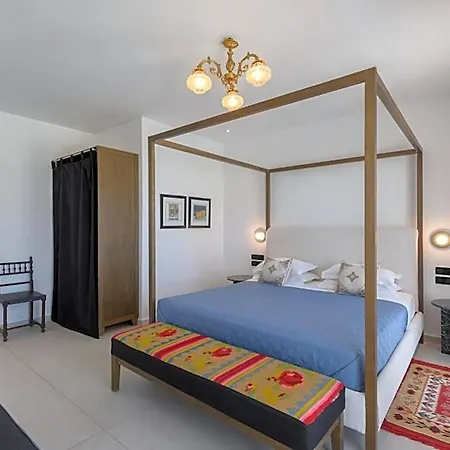 Kallisti Paros Aparthotel