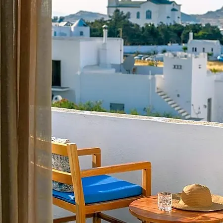 Kallisti Paros Aparthotel 4*
