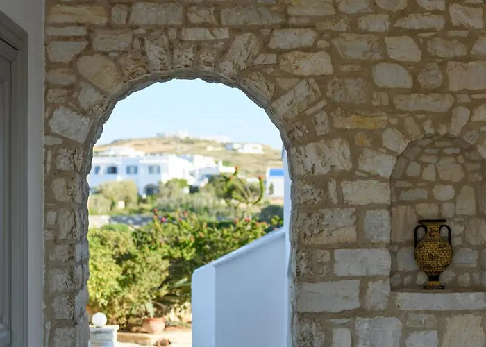 Kallisti Paros Aparthotel 4*